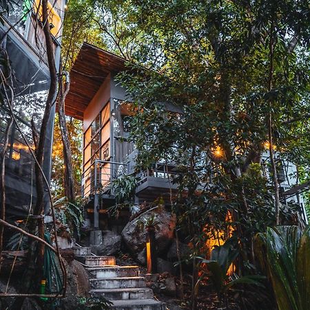 Warehouse Hostel タオ島 エクステリア 写真