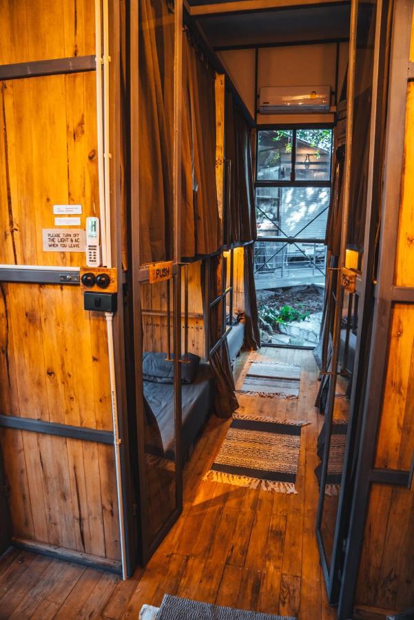 Warehouse Hostel タオ島 エクステリア 写真