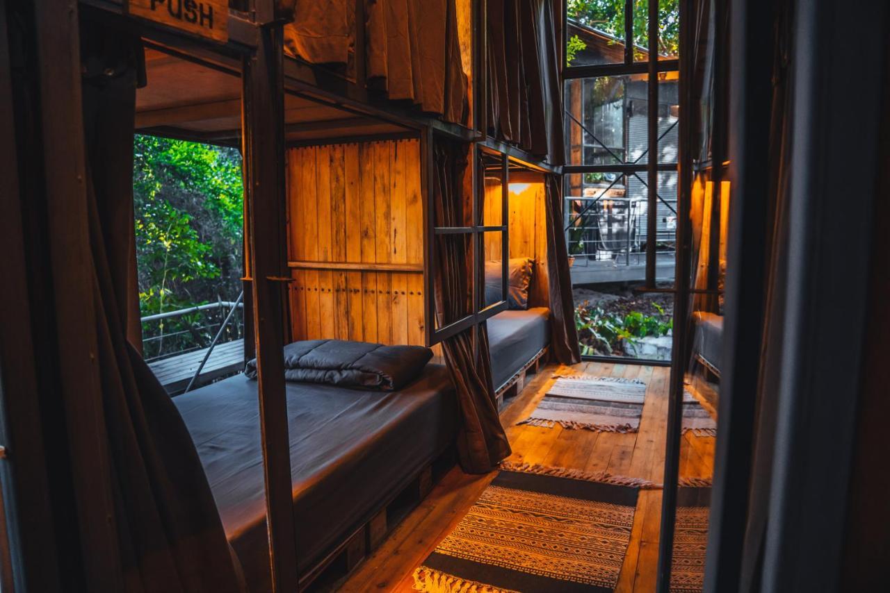 Warehouse Hostel タオ島 エクステリア 写真