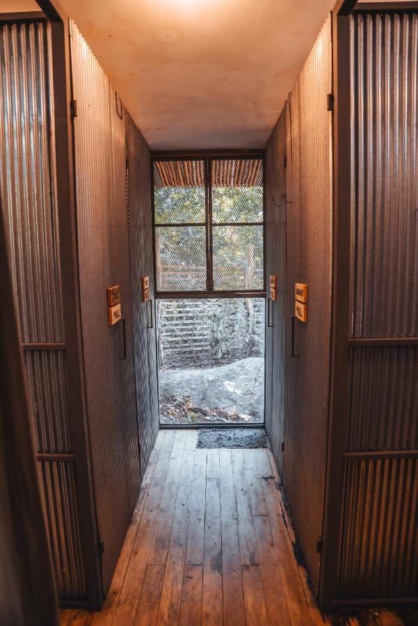 Warehouse Hostel タオ島 エクステリア 写真