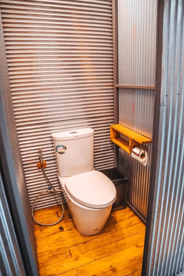 Warehouse Hostel タオ島 エクステリア 写真